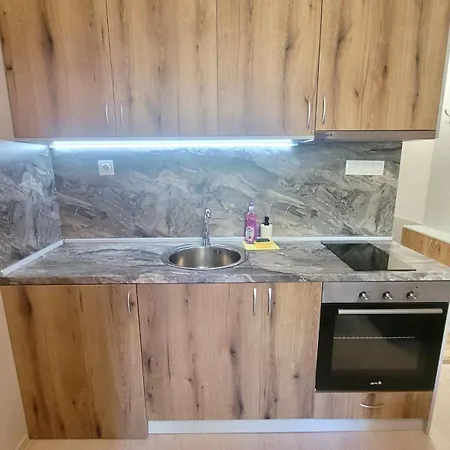 Apartment Lazy